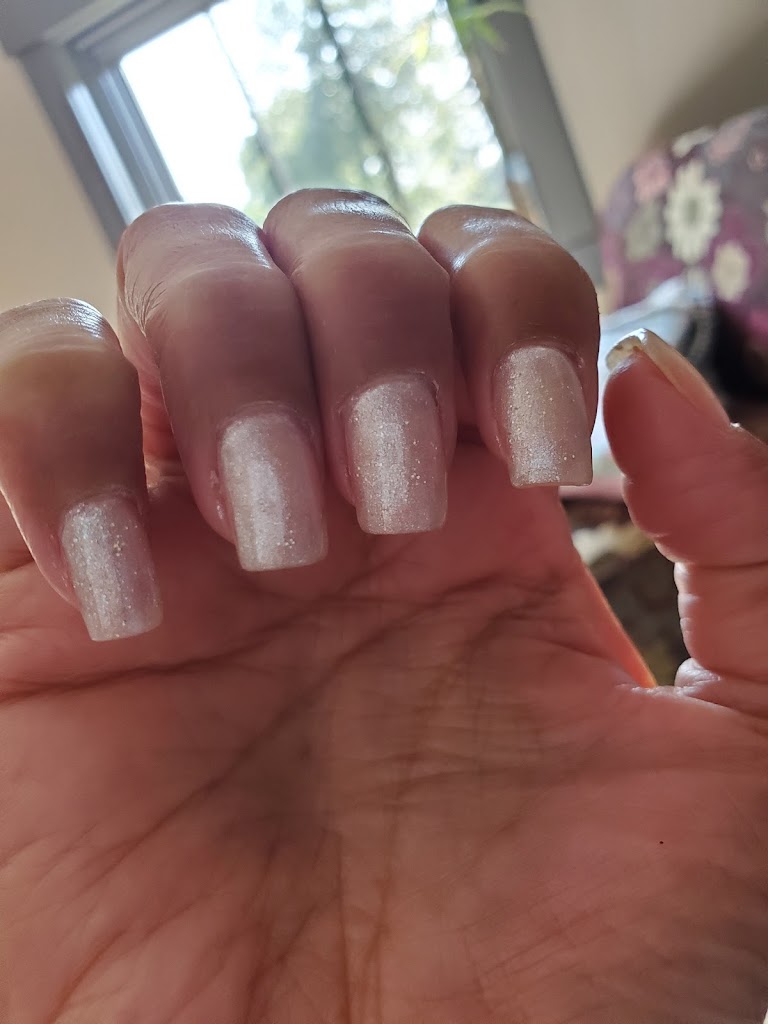 Regal Nails, Salon & Spa 03031