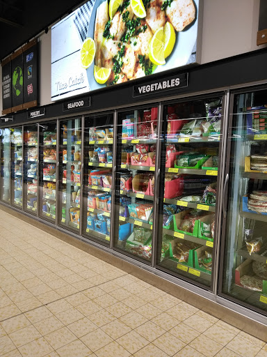 Supermarket «ALDI», reviews and photos, 3831 E Main St, Whitehall, OH 43213, USA