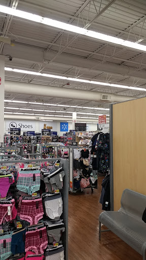 Discount Store «Walmart», reviews and photos, 255 W Main St, Avon, CT 06001, USA