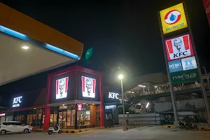 KFC ซัสโก้ ศรีนครินทร์ แบริ่ง image