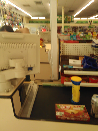 Dollar Store «Dollar Tree», reviews and photos, 4474 W Shaw Ave, Fresno, CA 93722, USA