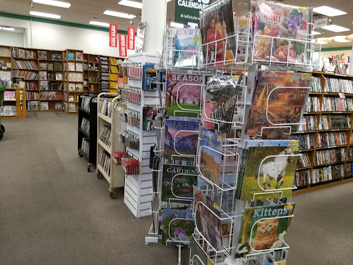 Book Store «Half Price Books», reviews and photos, 770 E Road to Six Flags St, Arlington, TX 76011, USA