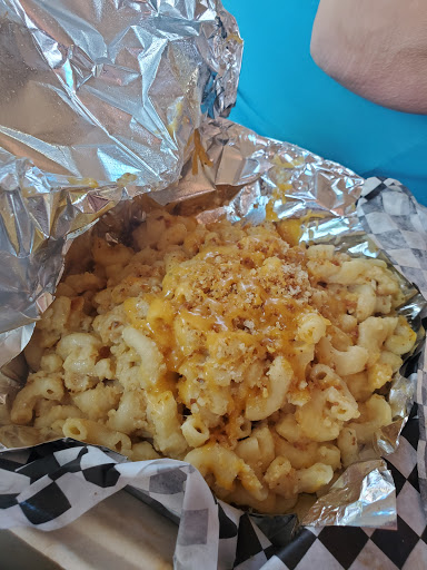 Barbecue Restaurant «Warthog Barbeque Pit», reviews and photos, 4921 20th St E, Fife, WA 98424, USA