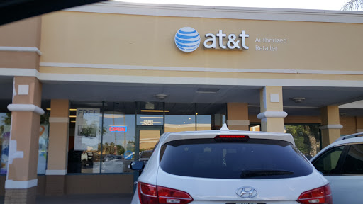 Cell Phone Store «AT&T Authorized Retailer», reviews and photos, 2048 Treasure Coast Plaza, Vero Beach, FL 32960, USA