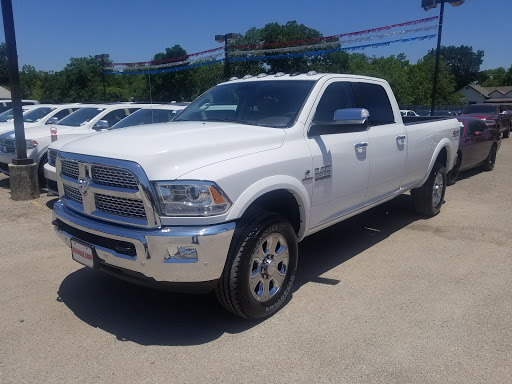 Used Car Dealer «Bluebonnet Chrysler Dodge», reviews and photos, 547 S Seguin Ave, New Braunfels, TX 78130, USA