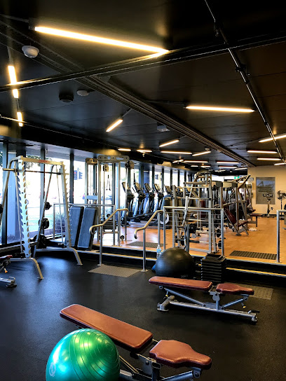 Victoria Avenue Fitness Centre - 2 Victoria Ave, Perth WA 6000, Australia