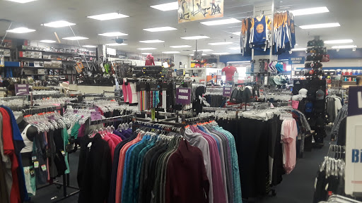 Sporting Goods Store «Big 5 Sporting Goods - Pinole», reviews and photos, 1572 Fitzgerald Dr, Pinole, CA 94564, USA