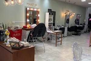 Maj Beauty Salon image