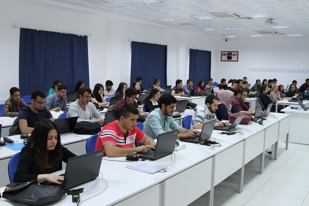 Türk Hava Kurumu Üniversitesi