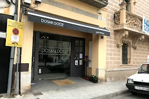 DOSMILDOTZE Cafè-Pizzeria image