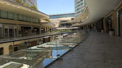 Apple shops in Mexico City