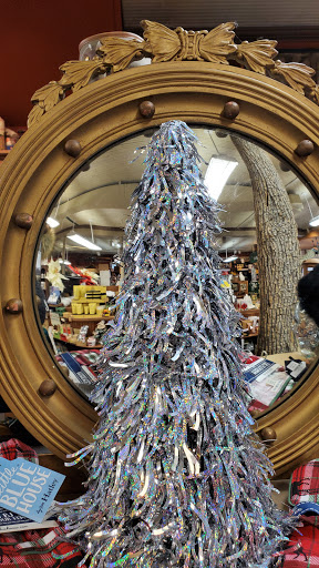 Stores and Shopping «Kelloggs & Lawrence», reviews and photos, 26 Parkway, Katonah, NY 10536, USA