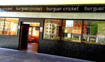 Burguer Cricket - Av. Tablas de Daimiel, 7, 13004 Ciudad Real, Spain