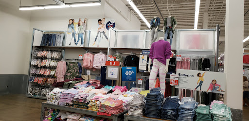 Clothing Store «Old Navy», reviews and photos, 1600 Saratoga Ave, San Jose, CA 95129, USA