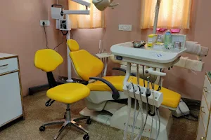 Dr Sheikh Shahid ( General Dental Practitioner and Implantologist ) image
