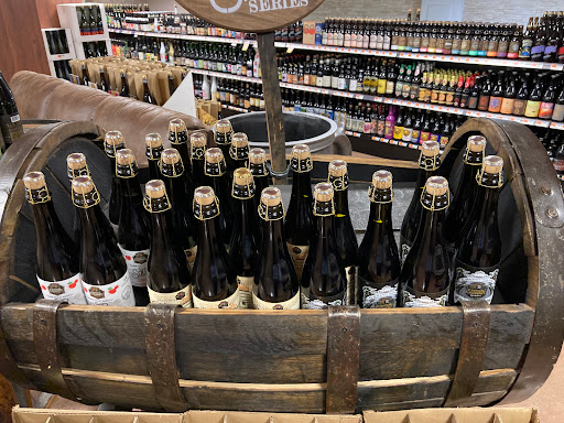 Grocery Store «DeCicco & Sons», reviews and photos, 17 Maple Ave, Armonk, NY 10504, USA