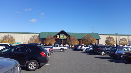 Fishing Store «Green Top Sporting Goods, Corporation.», reviews and photos, 10150 Lakeridge Pkwy, Ashland, VA 23005, USA