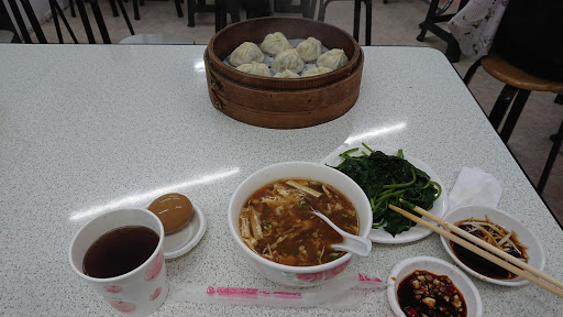 台北市大同區美食 劉美麗紅燒肉疫情期間只賣紅燒肉 網友評價 菜單 推薦餐點 食記 外送優惠 飢餓黑熊app