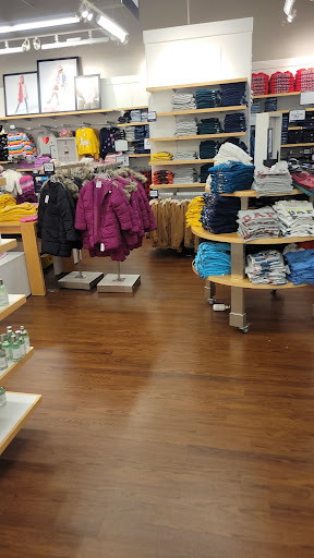 Clothing Store «Gap Outlet», reviews and photos, 1000 PA-611, Tannersville, PA 18372, USA