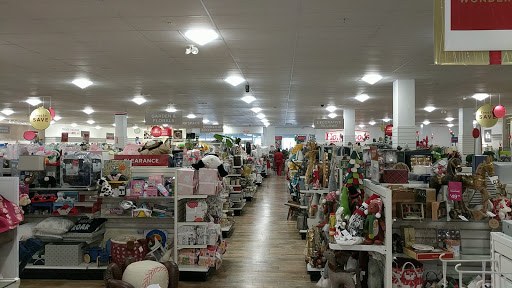 Department Store «HomeGoods», reviews and photos, 1945 W Lumsden Rd, Brandon, FL 33511, USA