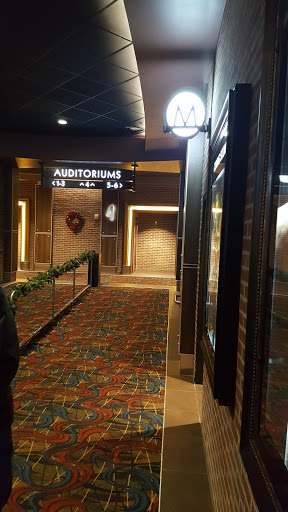 Movie Theater «Cobb Liberty Luxury 15 & Cinébistro», reviews and photos, 7514 Bales St, Liberty Township, OH 45069, USA