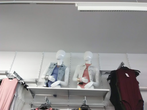 Shopping Mall «Shop City Shopping Center», reviews and photos, 105 Shop City Plaza, Syracuse, NY 13206, USA