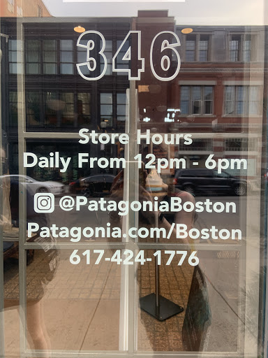 Clothing Store «Patagonia Boston», reviews and photos, 346 Newbury St, Boston, MA 02115, USA
