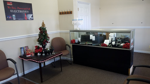 Pawn Shop «Gem Pawnbrokers», reviews and photos, 430 Middle Country Rd, Selden, NY 11784, USA