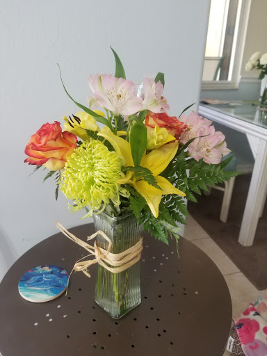 Florist «Fort Myers Flower House», reviews and photos, 3441 Fowler St, Fort Myers, FL 33901, USA