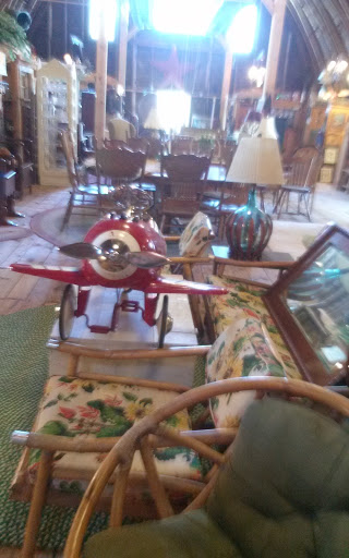 Flea Market «The Douglas Flea Market», reviews and photos, 436 NE Main St, Douglas, MA 01516, USA