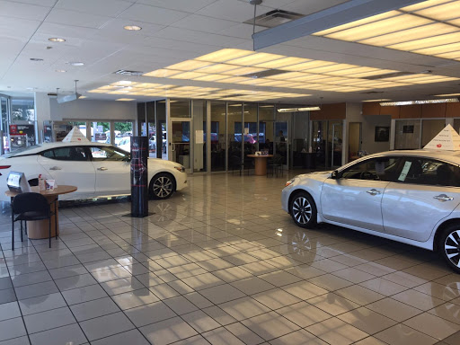 Car Dealer «Charleston Nissan», reviews and photos, 1714 Savannah Hwy, Charleston, SC 29407, USA