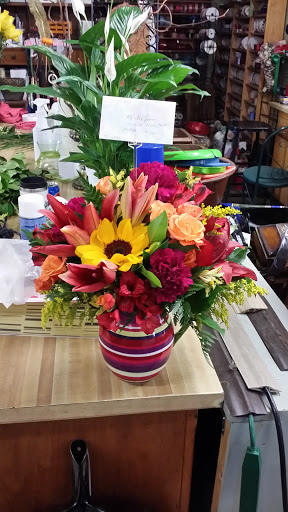 Florist «Village Flowers & Gifts», reviews and photos, 527 W Lodi Ave, Lodi, CA 95242, USA