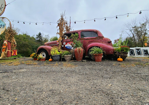 Flea Market «New Egypt Flea Market», reviews and photos, 933 Monmouth Rd, Cream Ridge, NJ 08514, USA