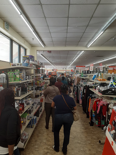 Dollar Store «FAMILY DOLLAR», reviews and photos, 2319 N Rolling Rd, Windsor Mill, MD 21244, USA