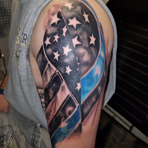 Tattoo Shop «22 Caliber Tattoo Studio», reviews and photos, 3501 Parsons Ave, Columbus, OH 43207, USA