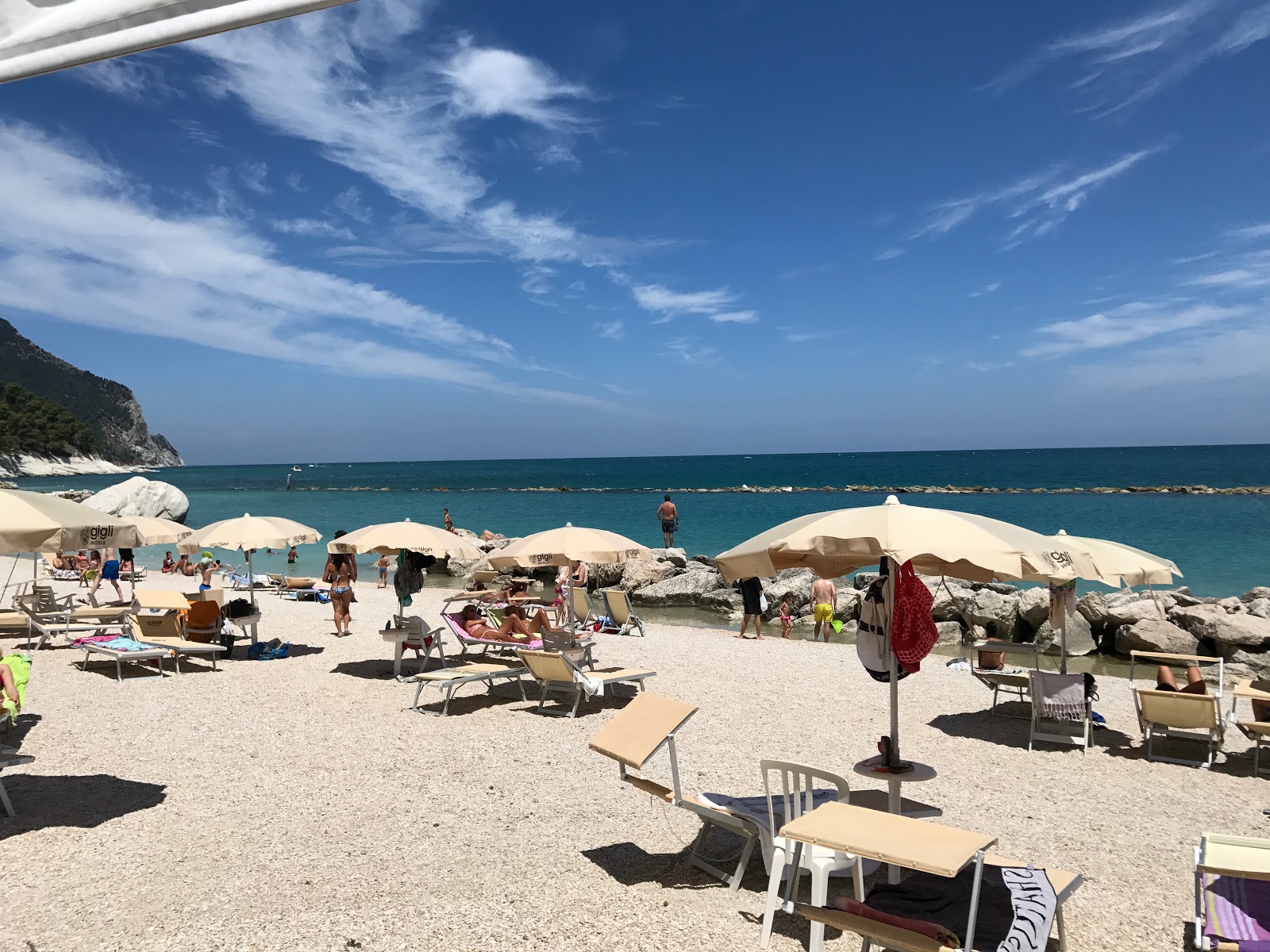 Photo de Plage Frate - endroit populaire parmi les connaisseurs de la détente