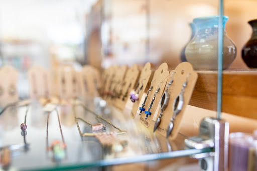 Health Food Store «B Alive Vitamins», reviews and photos, 6757 N Cedar Ave, Fresno, CA 93710, USA