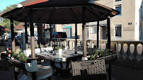 Atmosphère du Restaurant français Restaurant Les Marronniers d'Arc sur Tille - n°16