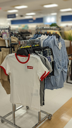 Department Store «Marshalls», reviews and photos, 3000 Grapevine Mills Pkwy, Grapevine, TX 76051, USA