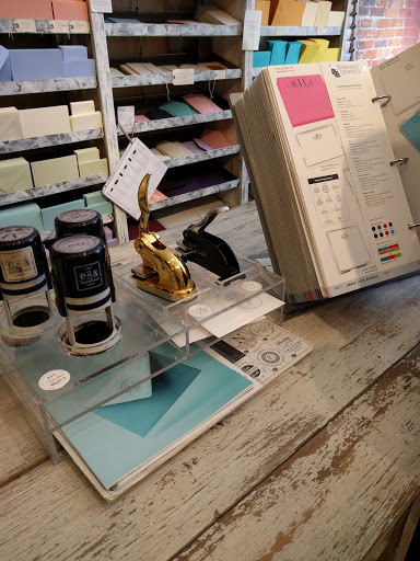 Invitation Printing Service «On Paper», reviews and photos, 737 N High St, Columbus, OH 43215, USA