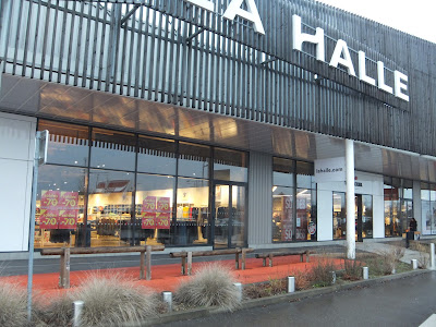 LA HALLE METZ SEMECOURT à Semécourt