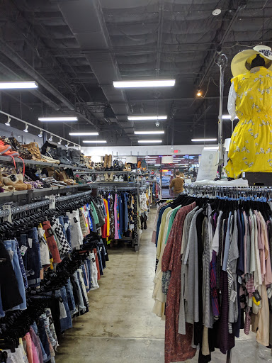 Consignment Shop «Uptown Cheapskate Austin», reviews and photos, 3005 S Lamar Blvd #110-A, Austin, TX 78704, USA