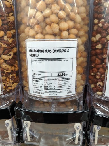 Grocery Store «Fresh Thyme Farmers Market- 82nd», reviews and photos, 4225 E 82nd St, Indianapolis, IN 46250, USA