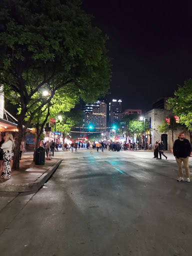 Tattoo Shop «True Blue Tattoo», reviews and photos, 607 Red River St, Austin, TX 78701, USA