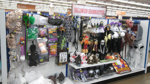 Thrift Store «Goodwill Silverdale», reviews and photos, 10001 Mickelberry Rd NW, Silverdale, WA 98383, USA