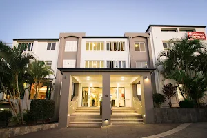 Caloundra Central Apartment Hotel image