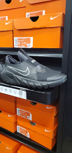 Sporting Goods Store «Academy Sports + Outdoors», reviews and photos, 8050 Forest Ln, Dallas, TX 75243, USA