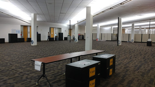 Shopping Mall «Eastmont Town Center», reviews and photos, 7200 Bancroft Ave # 2, Oakland, CA 94605, USA