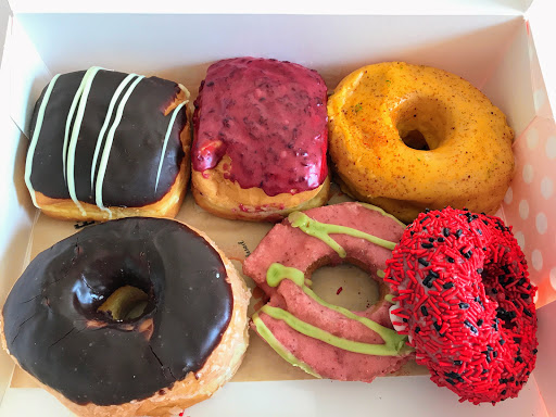 Donut Shop «Glazed and Infused», reviews and photos, 939 W Armitage Ave, Chicago, IL 60614, USA