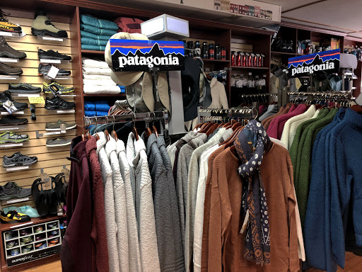 Sporting Goods Store «EverestGear», reviews and photos, 117 N Prospect St, Granville, OH 43023, USA